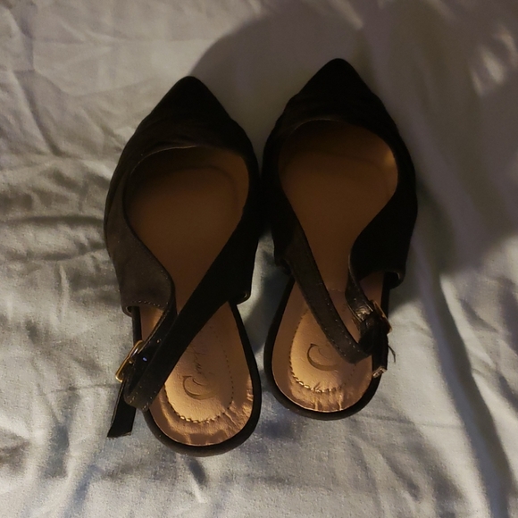 Women shoes - Picture 3 of 4